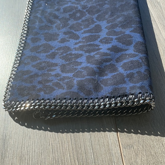Stella McCarthy Falabella blue animal print Clutch - Picture 9 of 11